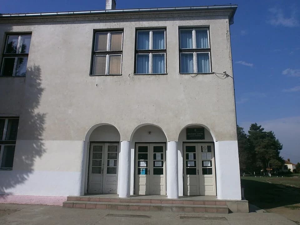 Manojlovce