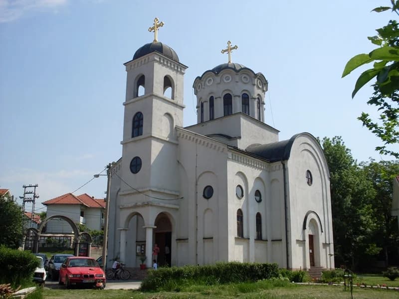 Mali Mokri Lug